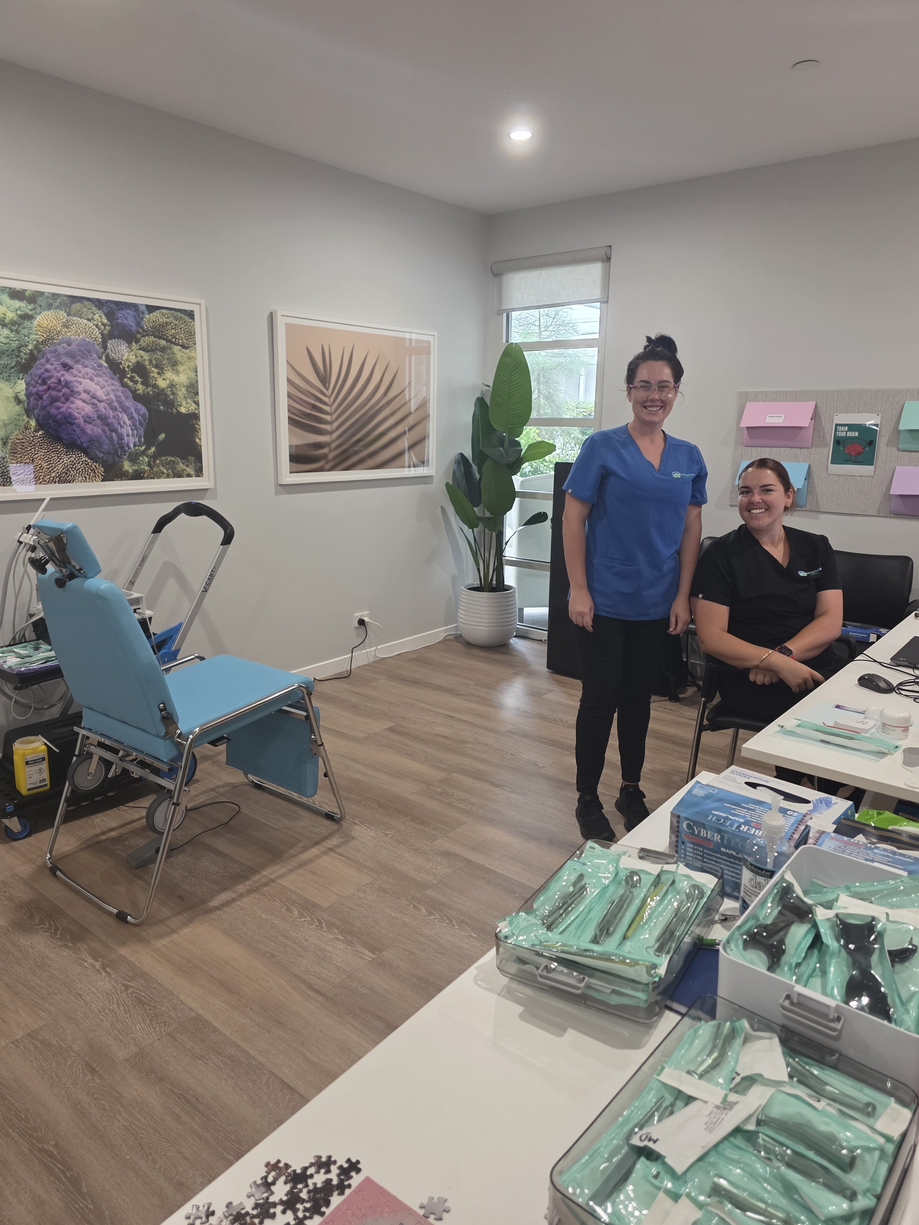 Watagan Dental 2 You oral health therapist and dental assistant in the treatment room